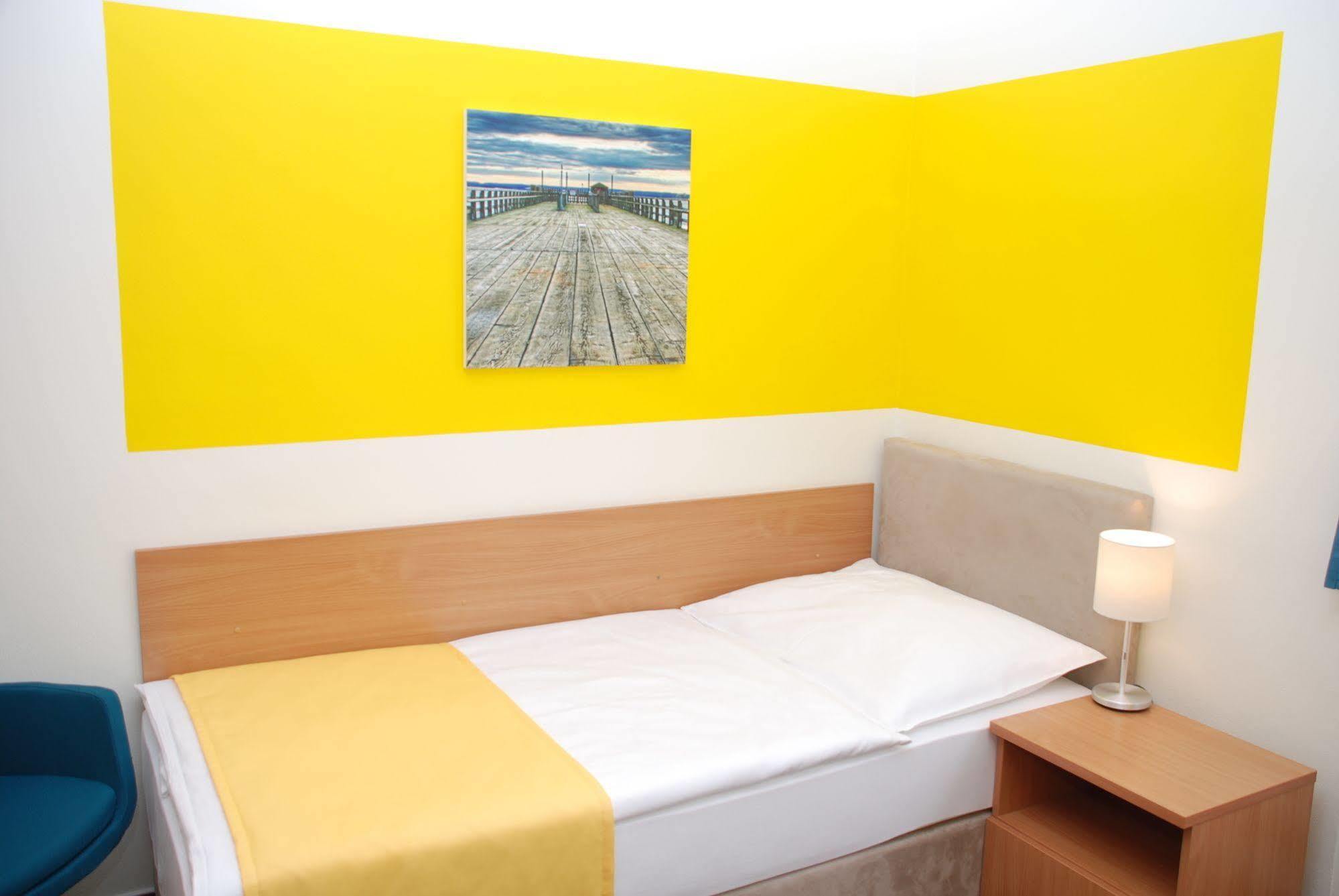 Hotel Vz Bedrichov 3*